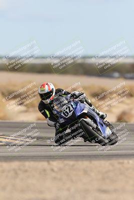 media/Nov-16-2025-Race Pace (Sun) [[8c5fa54630]]/Verified Riders/9-Turn 16 (150pm)/